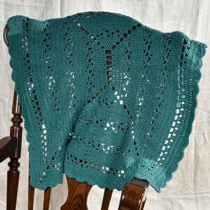 New hand crochet baby or lap throw blanket soft beautiful open lace design 33x36